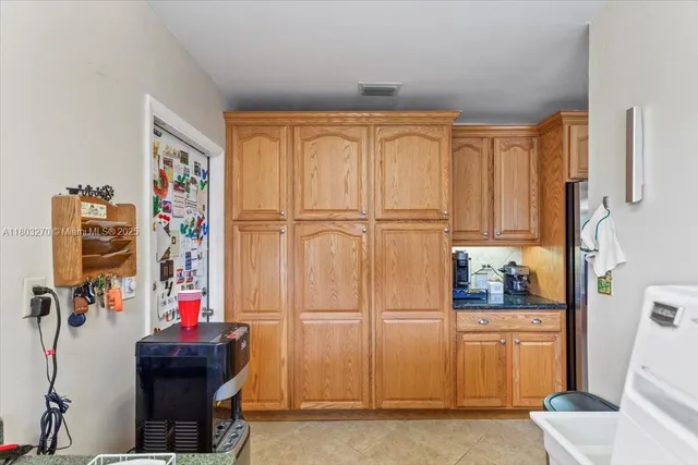 $1,160,000 | 9750 Southwest 143rd Drive, Miami, FL 33176