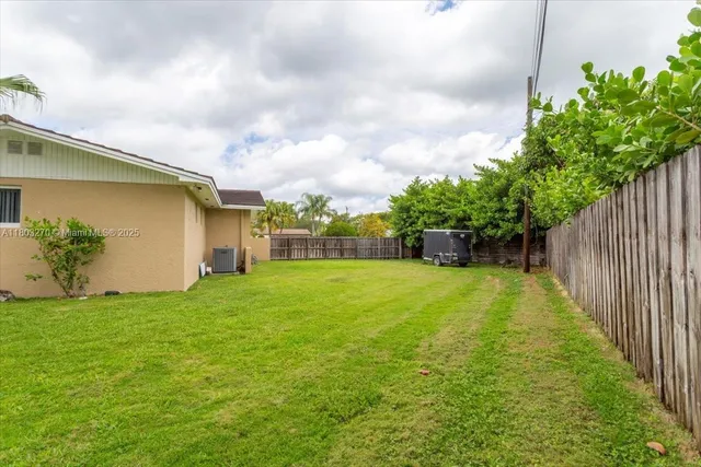 $1,160,000 | 9750 Southwest 143rd Drive, Miami, FL 33176