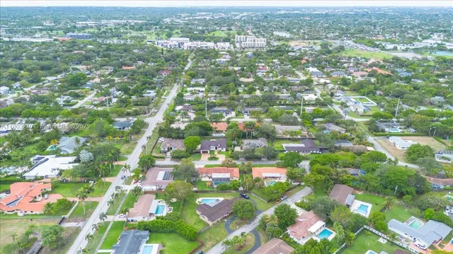 $1,160,000 | 9750 Southwest 143rd Drive, Miami, FL 33176