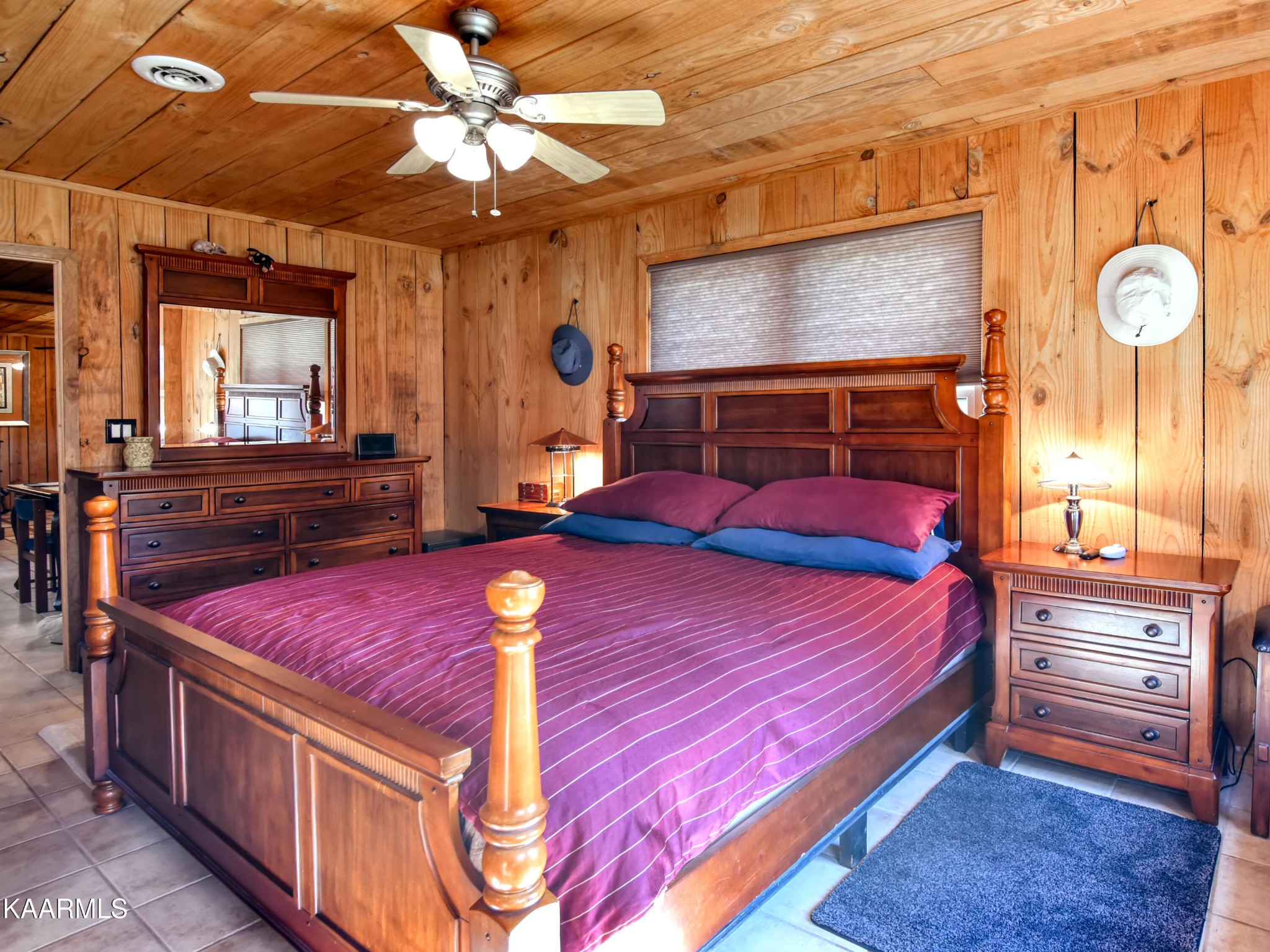 1758 Stinnett Road Sevierville, TN 37876 - Photo 18 of 39 Gallery Image 18