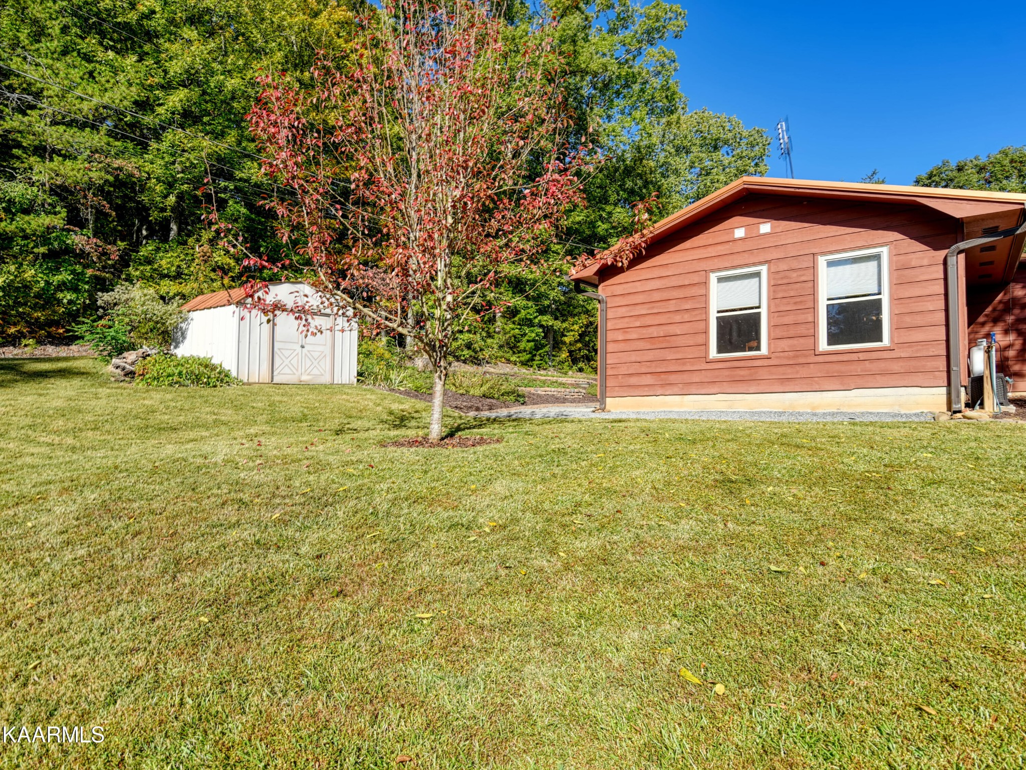 1758 Stinnett Road Sevierville, TN 37876 - Photo 6 of 39 Gallery Image 6