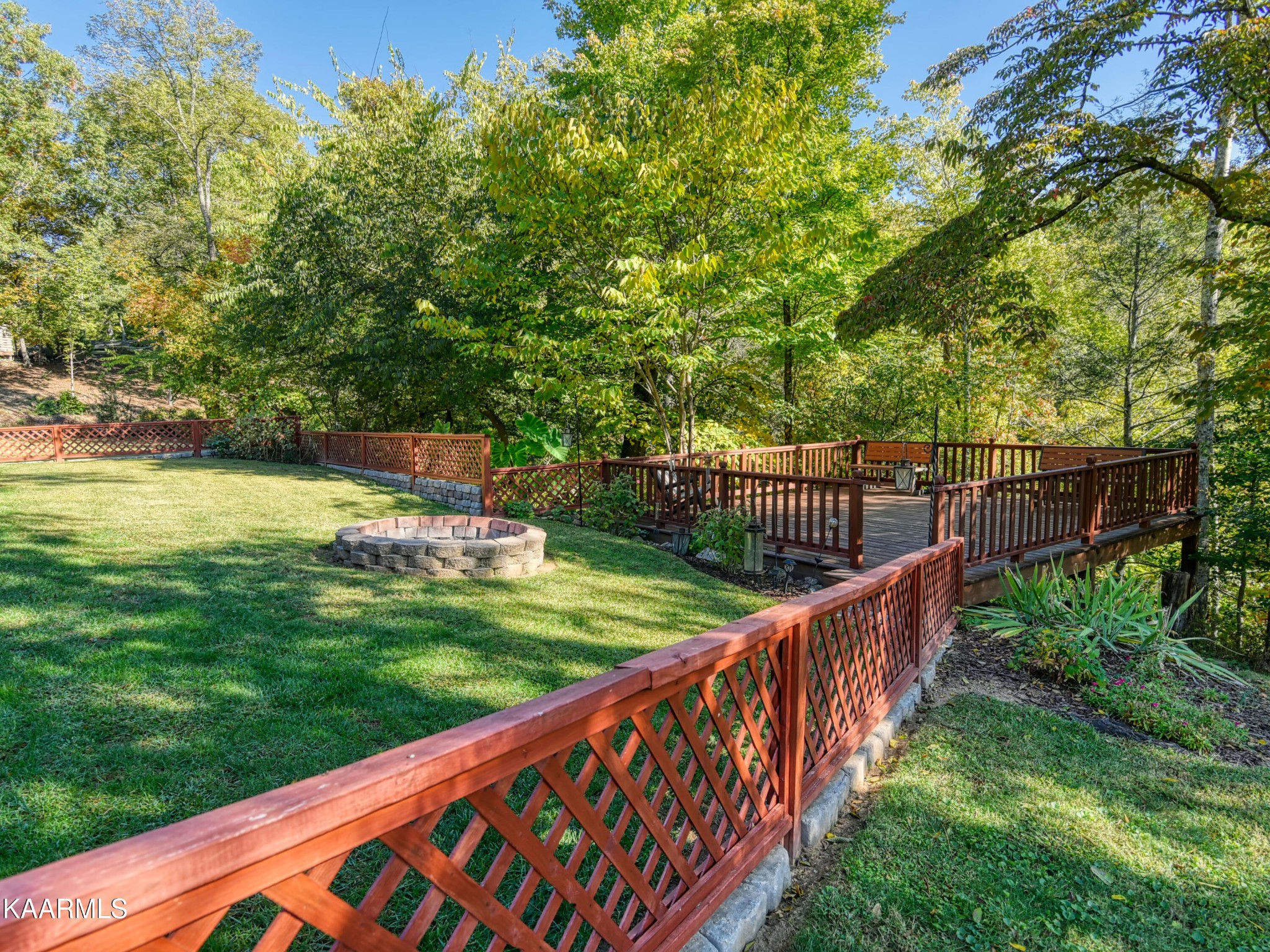 1758 Stinnett Road Sevierville, TN 37876 - Photo 9 of 39 Gallery Image 9