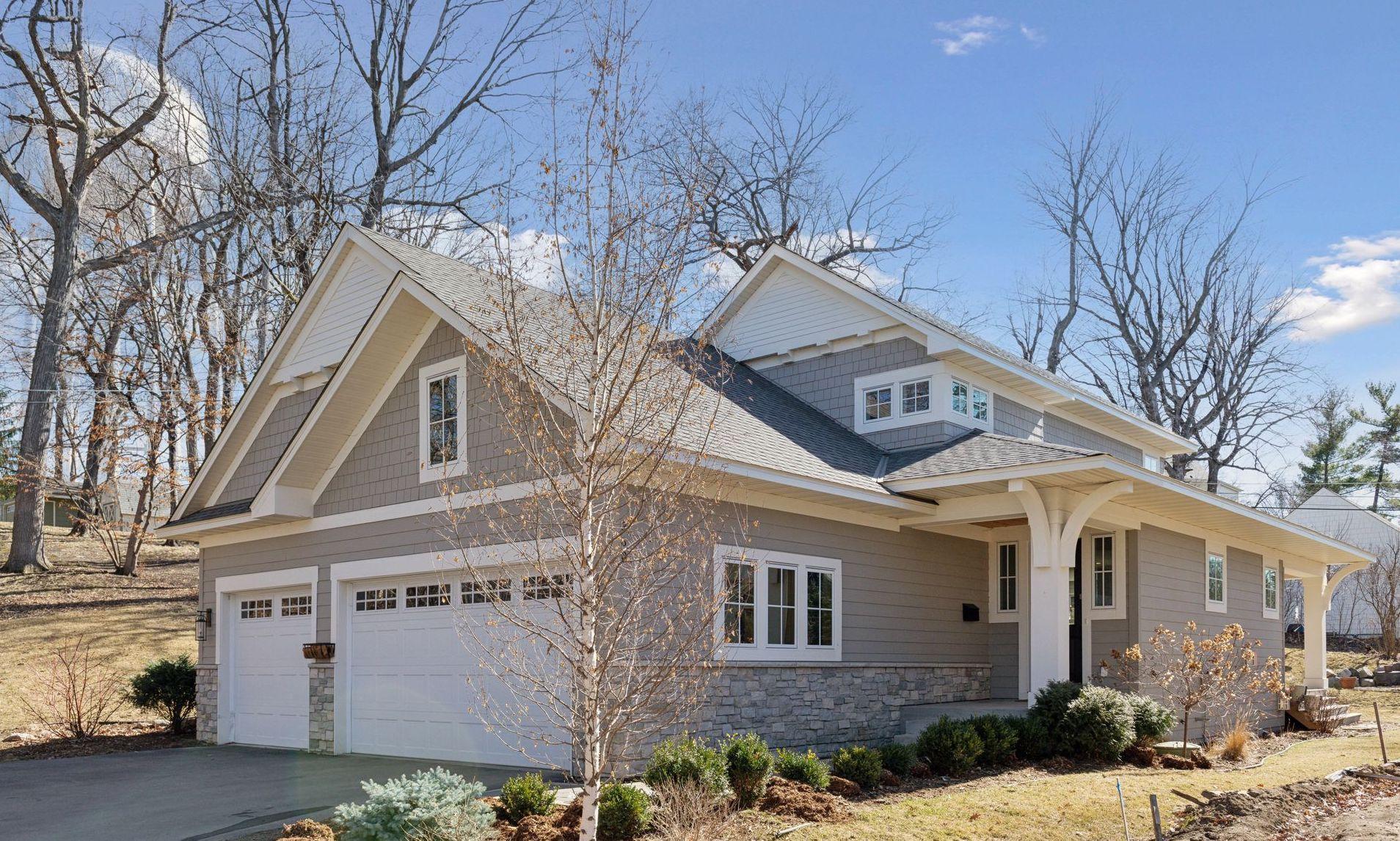 360 Gardner Street East, Wayzata, MN 55391 Compass