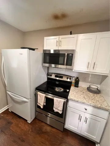 $600 | 1928 Holleman Drive West, College Station, TX 77840