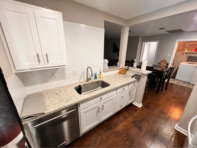 $600 | 1928 Holleman Drive West, College Station, TX 77840