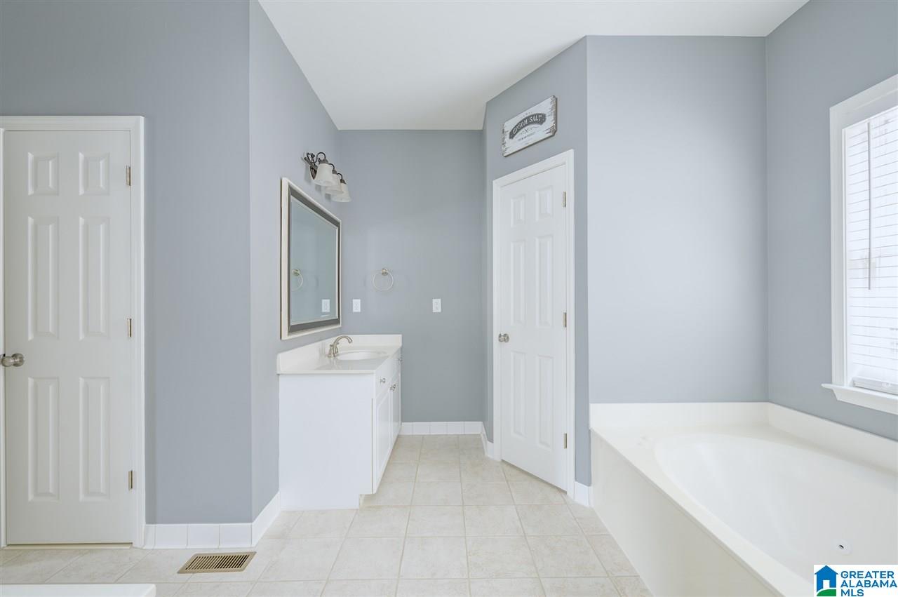 441 Weatherly Club Drive Pelham, AL 35124 - Photo 27 of 37
