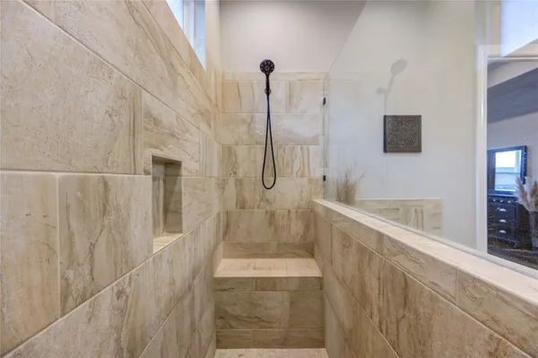 $459,000 | 441 Hunters Crossing Drive, Sealy, TX 77474