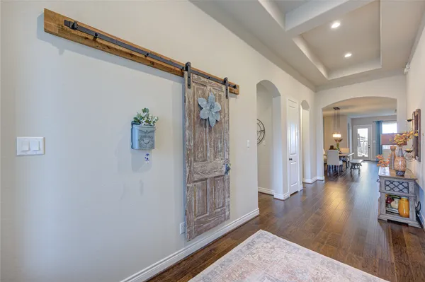 $459,000 | 441 Hunters Crossing Drive, Sealy, TX 77474