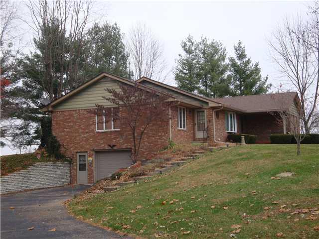 8550 North Troy Road Greenfield, IN 46140 - Photo 2 of 14 Gallery Image 2