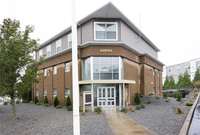 $1,575 | 6899 Post Road, Unit 203, North Kingstown, RI 02852