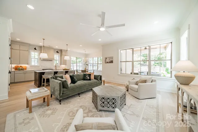 $779,999 | 3838 Avalon Avenue, Charlotte, NC 28208