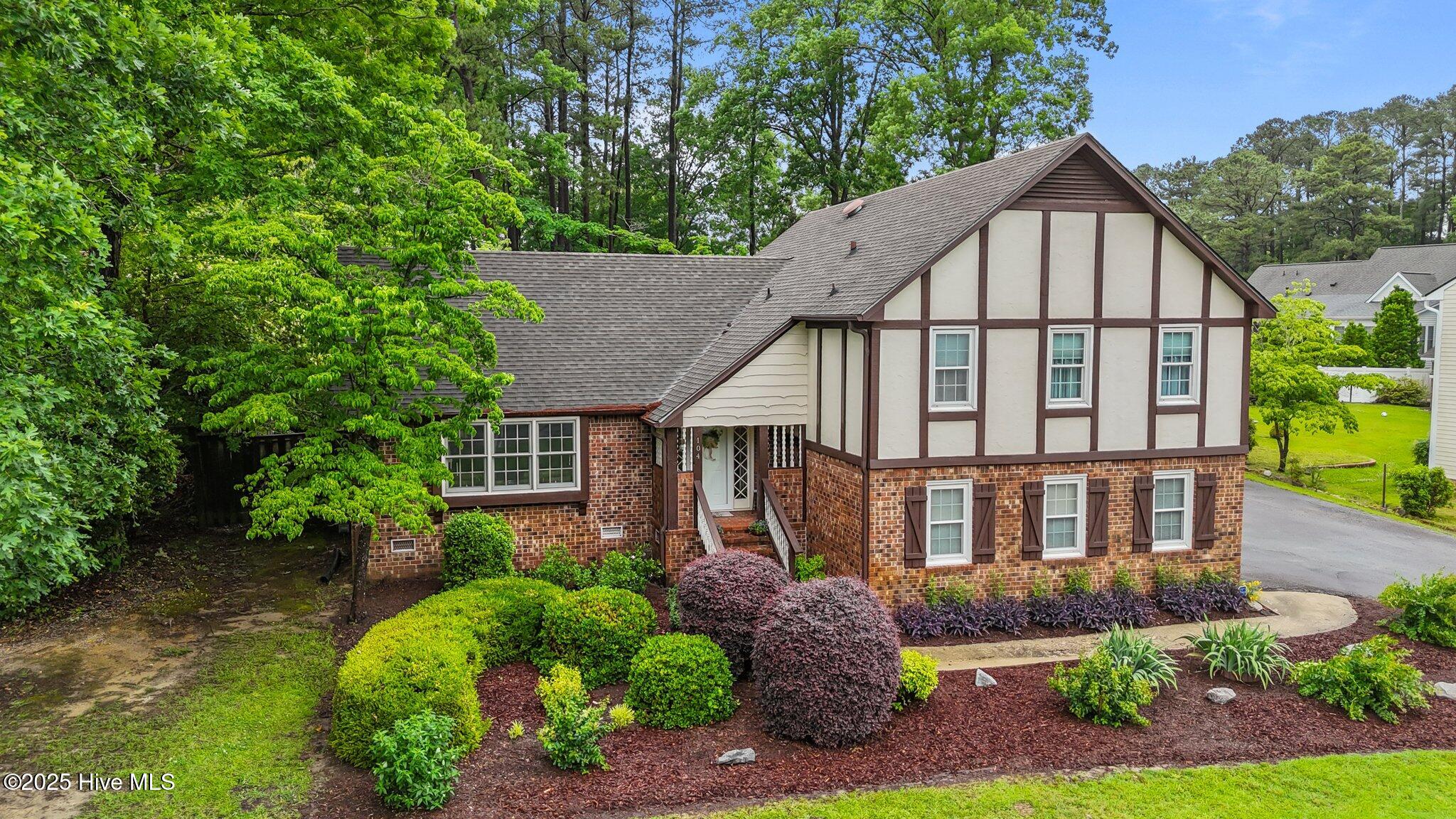104 North Reed Drive Washington, NC 27889 - Photo 2 of 30 44-web-or-mls-DJI_20250513125745_0995_D