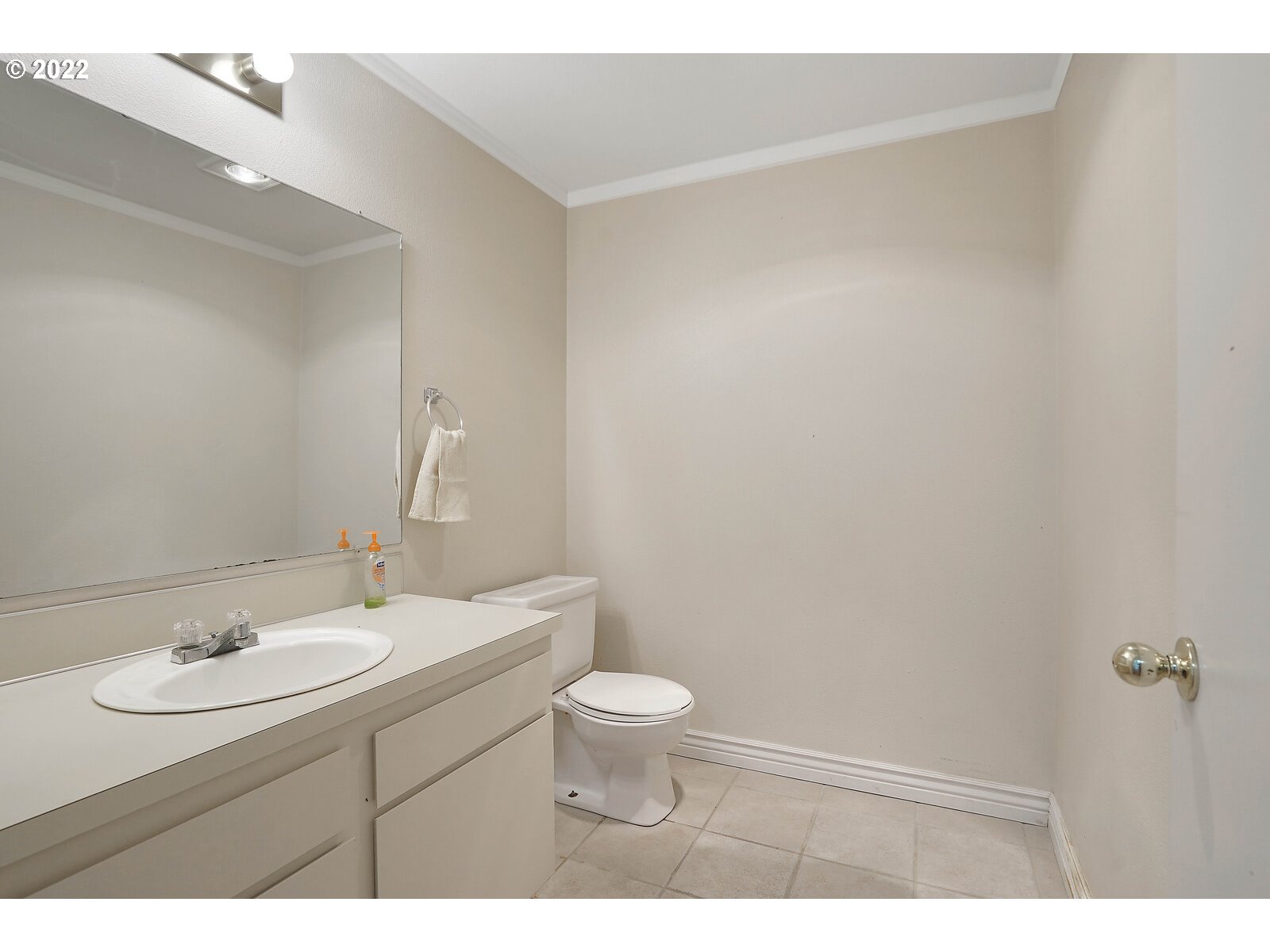 3658 Bell Road Northeast Salem, OR 97301 - Photo 5 of 32 Gallery Image 5