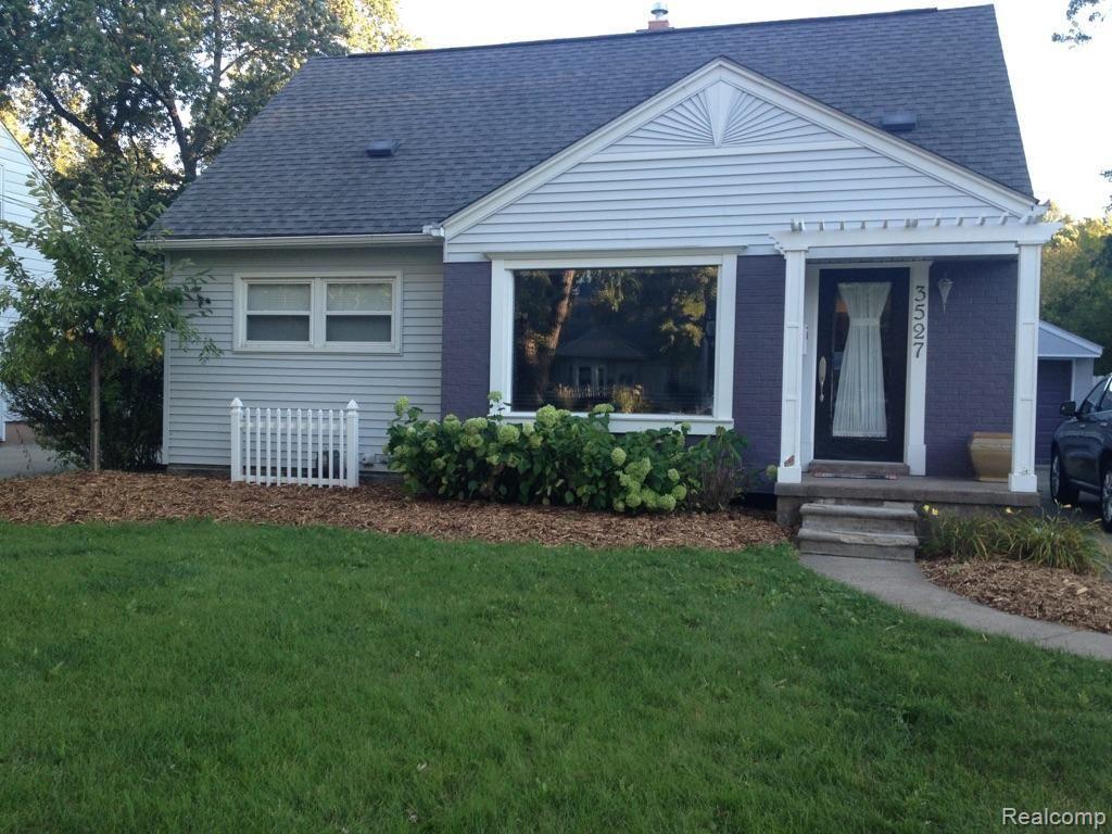 3527 Normandy Road Royal Oak, MI 48073 - Photo 1 of 23
