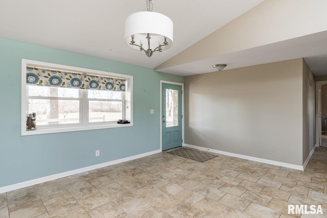 3101 Sheridan Road Pekin, IL 61554 - Photo 20 of 45 Gallery Image 20