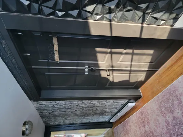 $129,000 | 900 Main Street, Calais, ME 04619