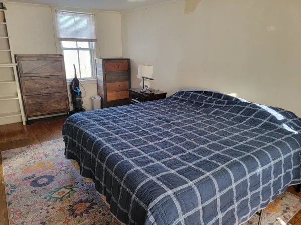 $129,000 | 900 Main Street, Calais, ME 04619