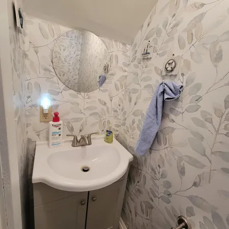 $129,000 | 900 Main Street, Calais, ME 04619