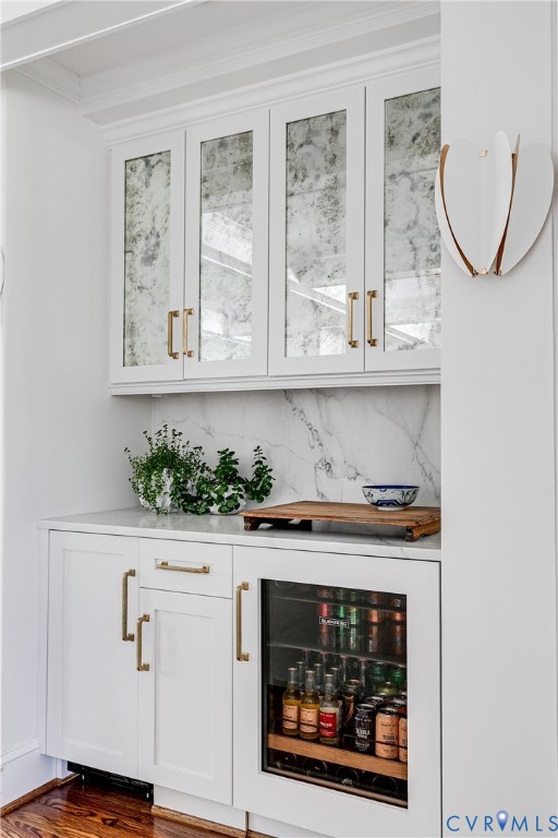 4306 Dover Road Richmond, VA 23221 - Photo 24 of 56 Sub Zero beverage refrigerator & Ice Maker
