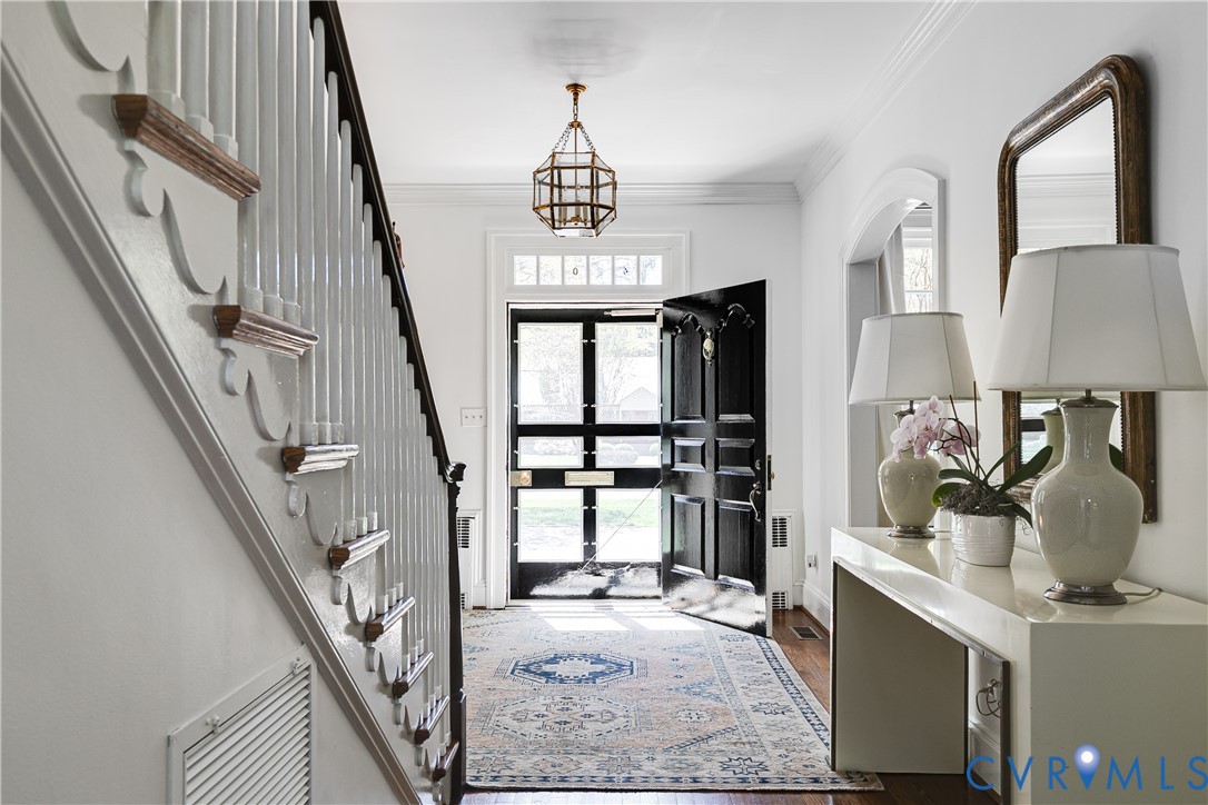 4306 Dover Road Richmond, VA 23221 - Photo 50 of 56 Looking in from the rear back door