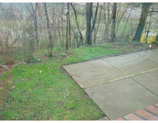 518 Haverhill Road Pittsburgh, PA 15228 - Photo 8 of 8 Yard/Garden.