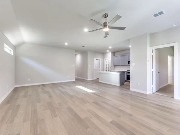 $2,950 | 15208 Supreme Street, Aledo, TX 76008