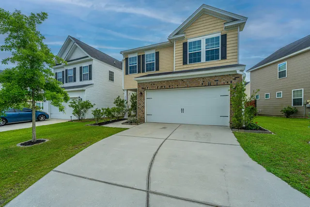 $308,000 | 207 Swamp Creek Lane, Moncks Corner, SC 29461