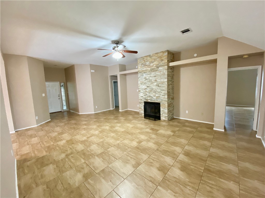209 North Blue Ridge Parkway Cedar Park, TX 78613 - Photo 4 of 13