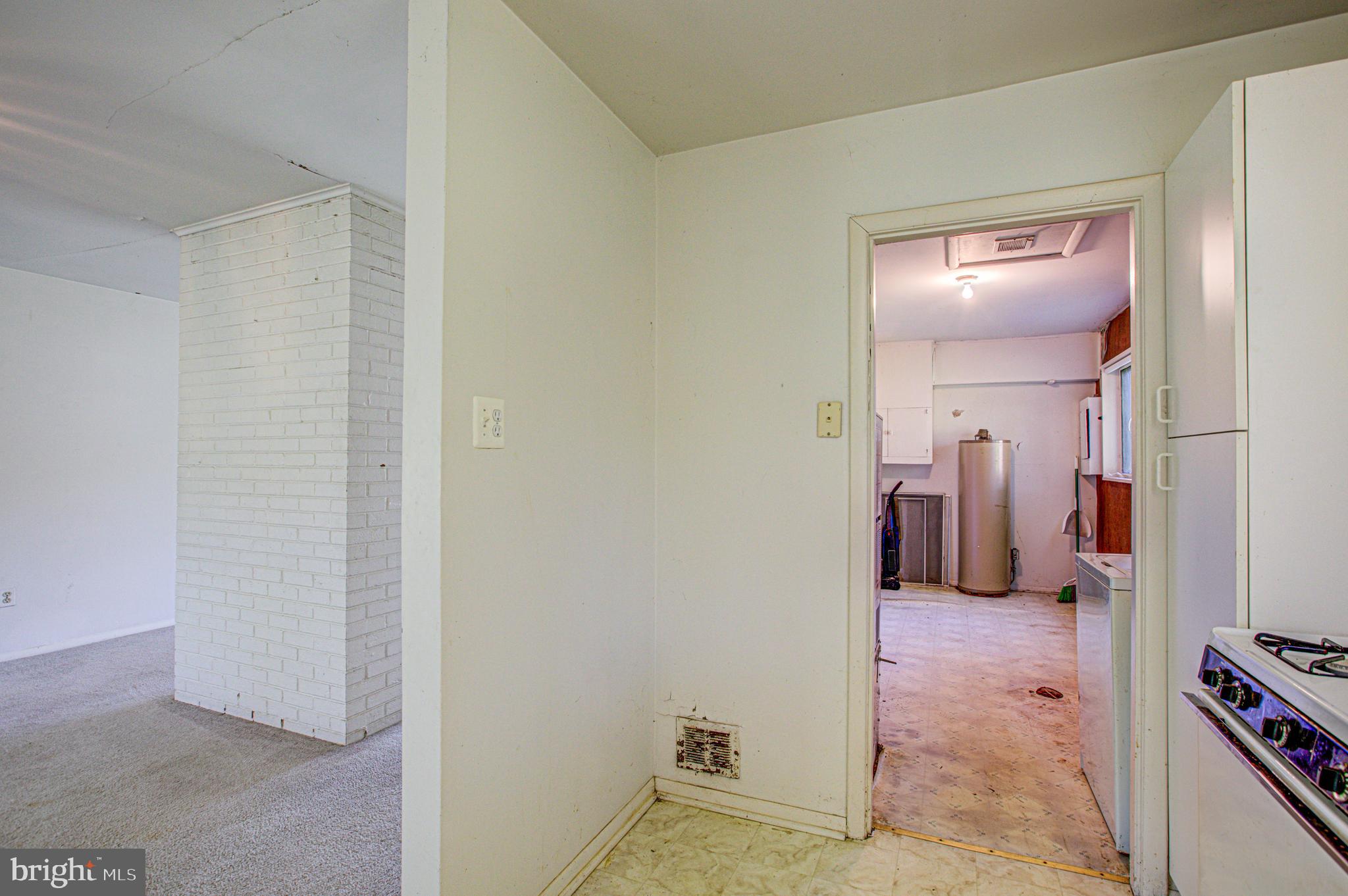 7420 Axton Street Springfield, VA 22151 - Photo 14 of 46