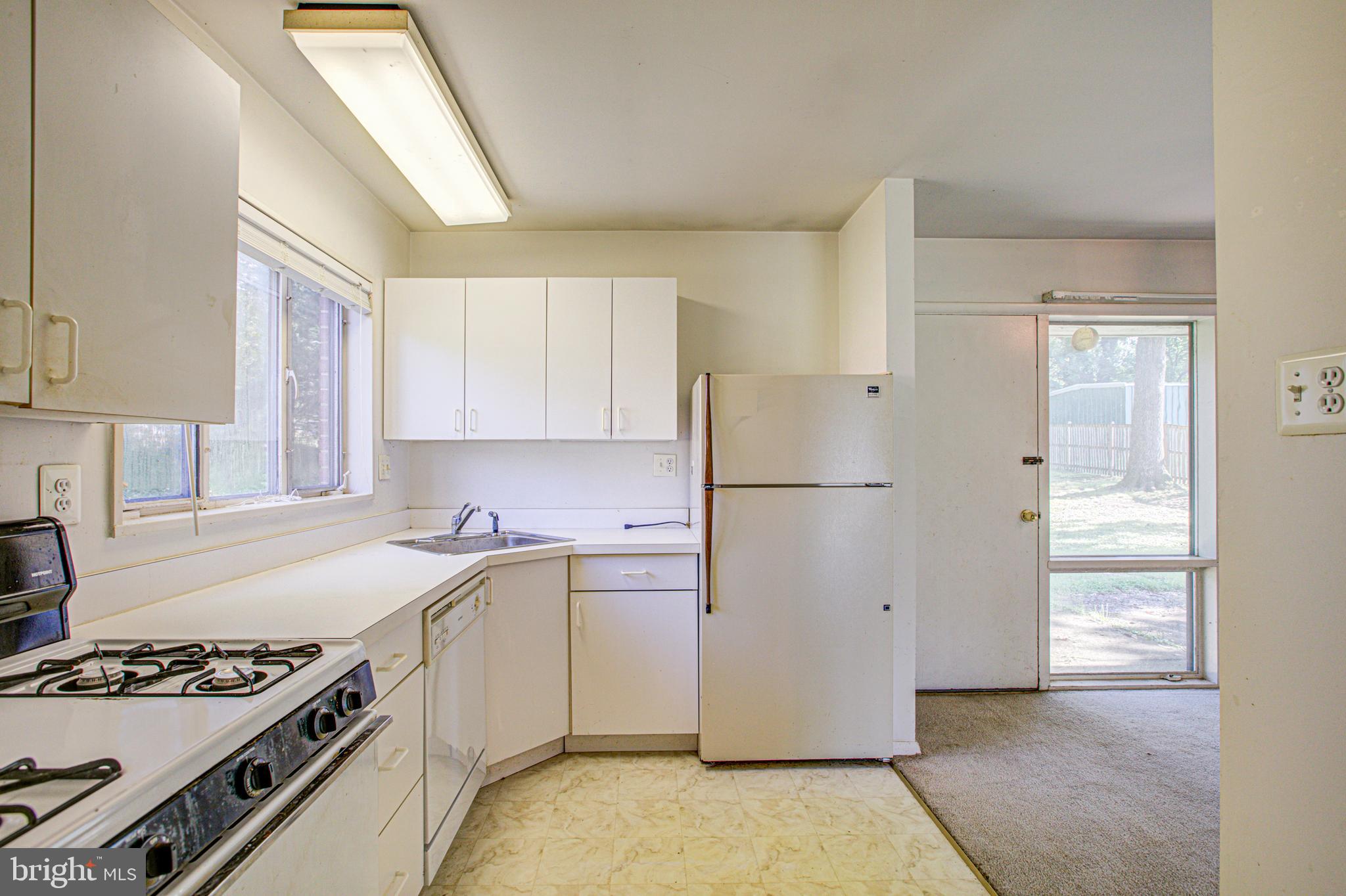 7420 Axton Street Springfield, VA 22151 - Photo 15 of 46