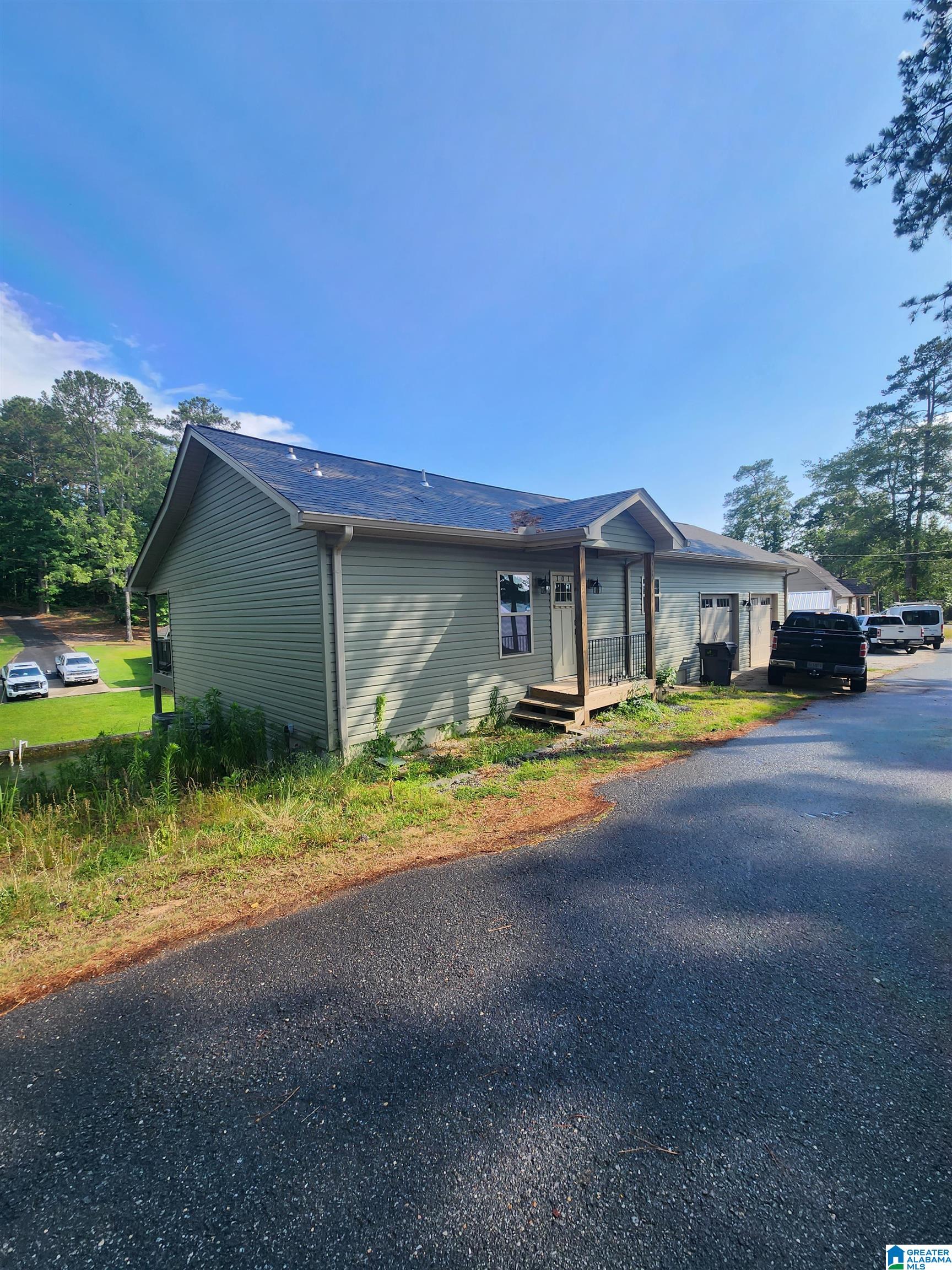 101 Wilson Pt Road Alexander City, AL 35010 - Photo 1 of 12