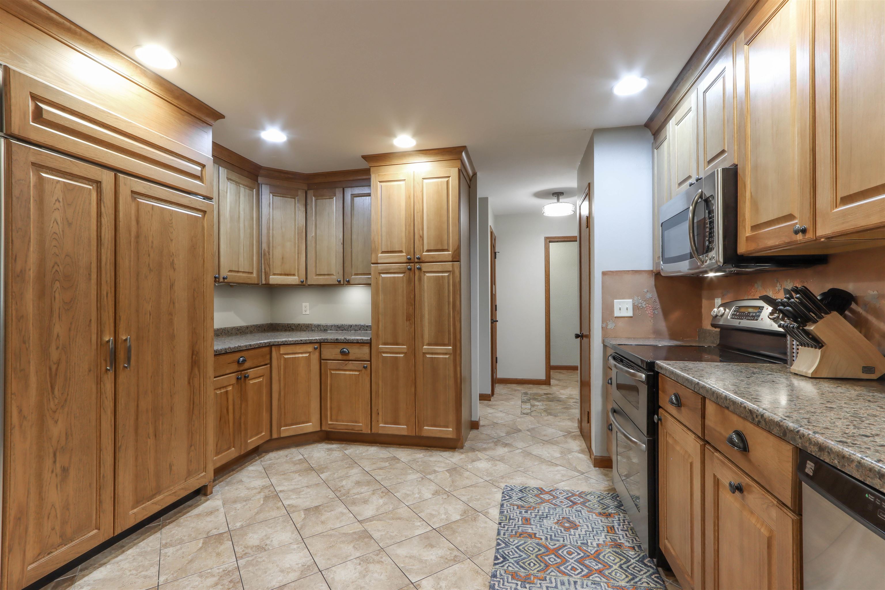 918 South Main Street Waupaca, WI 54981 - Photo 10 of 51