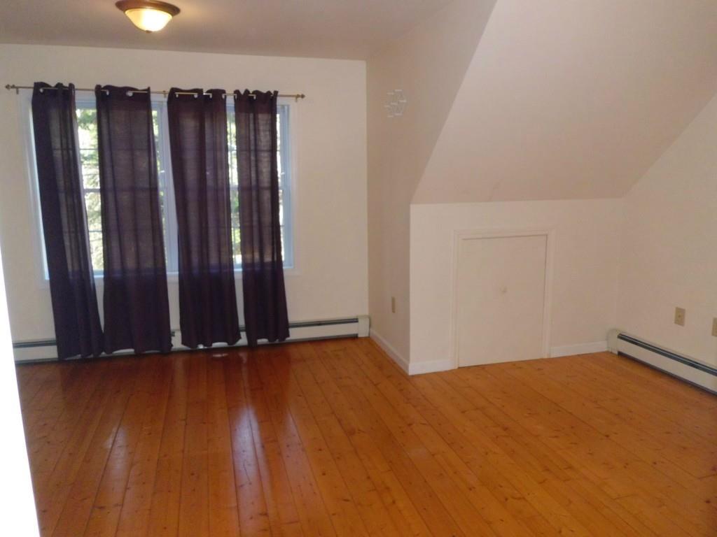 21 Middle Road Harpswell, ME 04079 - Photo 12 of 23 Master bedroom