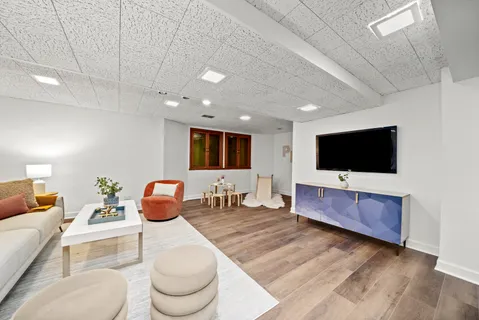 $1,100,000 | 524 Forest Hill Road, Lake Forest, IL 60045