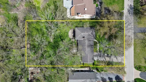 $1,100,000 | 524 Forest Hill Road, Lake Forest, IL 60045