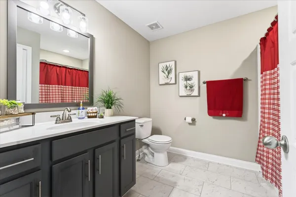 $374,000 | 3074 Ft Sumter Drive, Clarksville, TN 37042