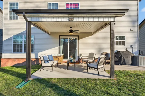 $374,000 | 3074 Ft Sumter Drive, Clarksville, TN 37042