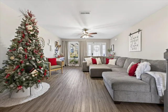 $384,000 | 3074 Ft Sumter Drive, Clarksville, TN 37042