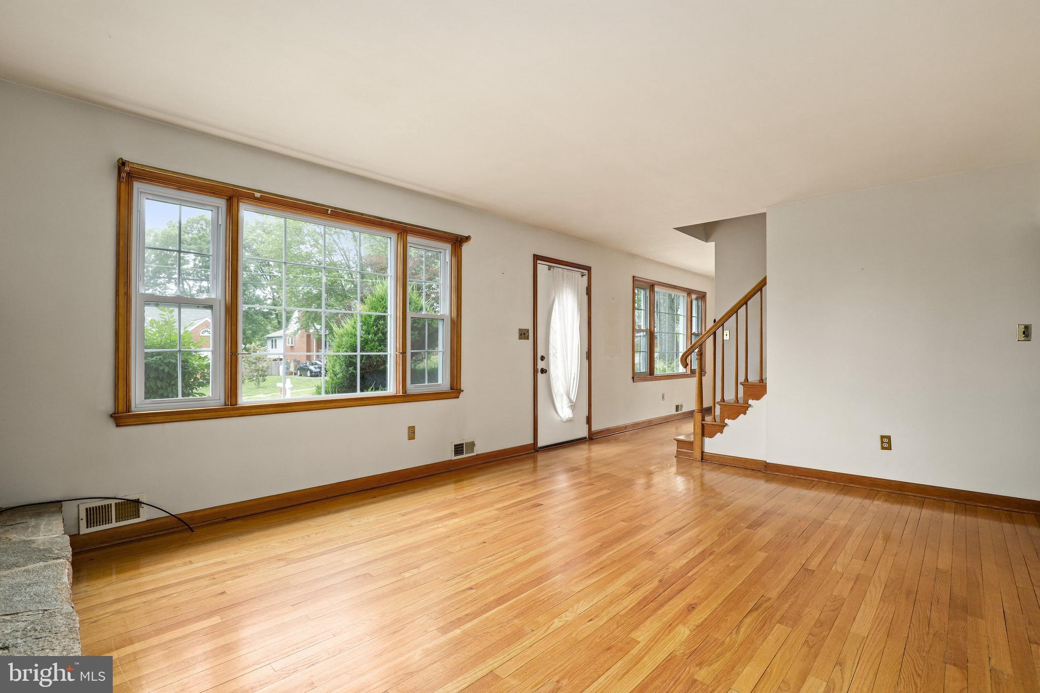9119 Naygall Road Baltimore, MD 21234 - Photo 4 of 31 Gallery Image 4