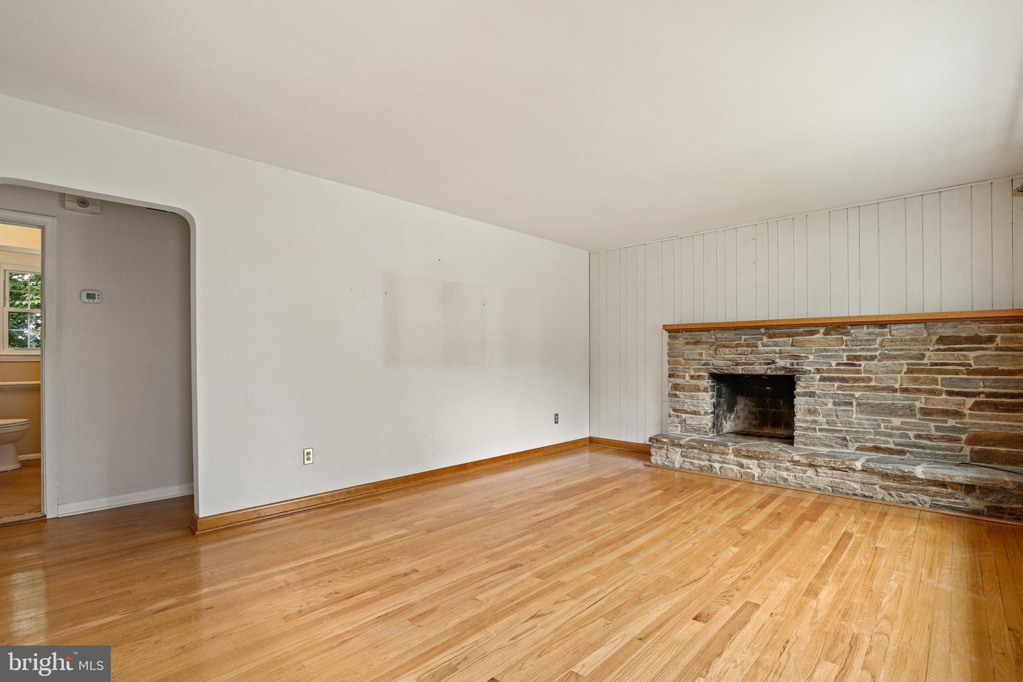 9119 Naygall Road Baltimore, MD 21234 - Photo 6 of 31 Gallery Image 6