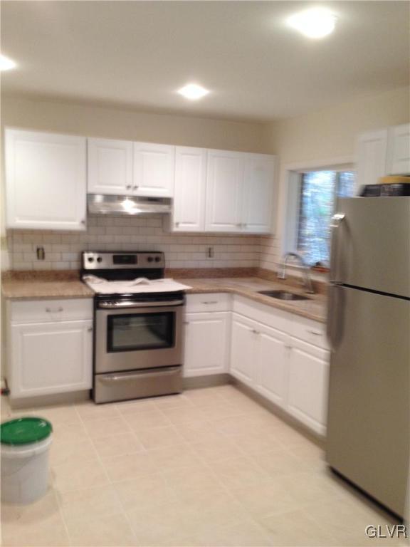 2263 Springtown Hill Road Hellertown, PA 18055 - Photo 3 of 4