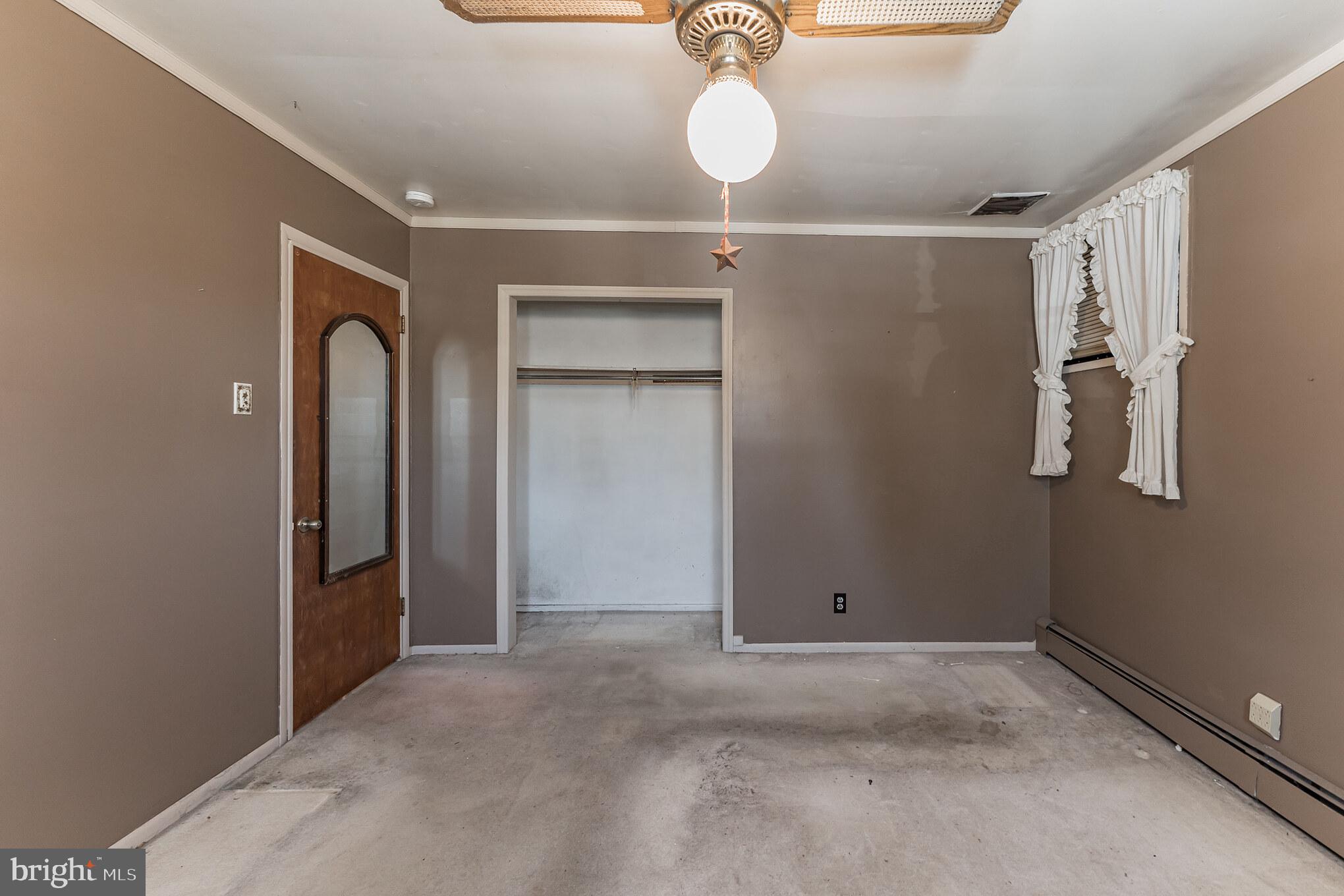 238 Bryans Road Norristown, PA 19401 - Photo 10 of 26 Gallery Image 10