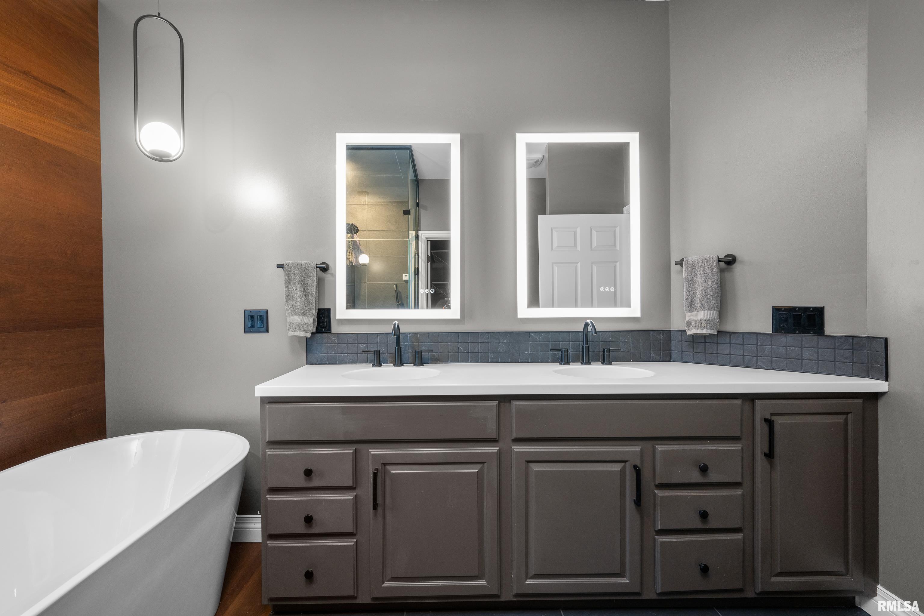 6675 Eagle Ridge Road Bettendorf, IA 52722 - Photo 23 of 46 Gallery Image 23