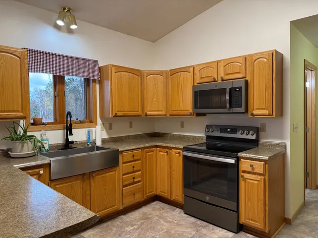 $380,000 | 2858 Miller Road Southwest, Bemidji, MN 56601