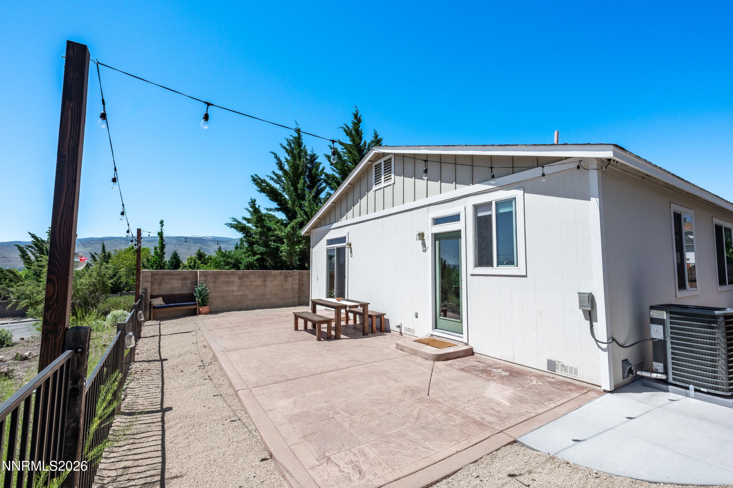 2100 Sapphire Ridge Way Reno, NV 89523 - Photo 17 of 25 SR-1035