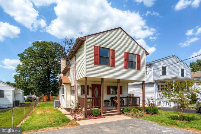 7642 Old Battle Grove Road Baltimore, MD 21222 - Photo 1 of 28 Front View