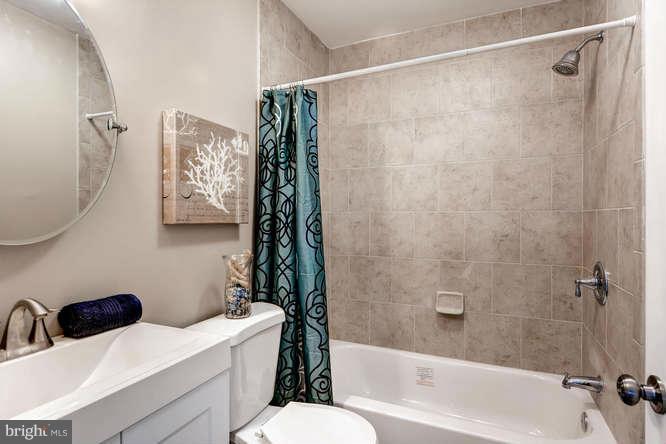 7642 Old Battle Grove Road Baltimore, MD 21222 - Photo 18 of 28 Full Bath #2