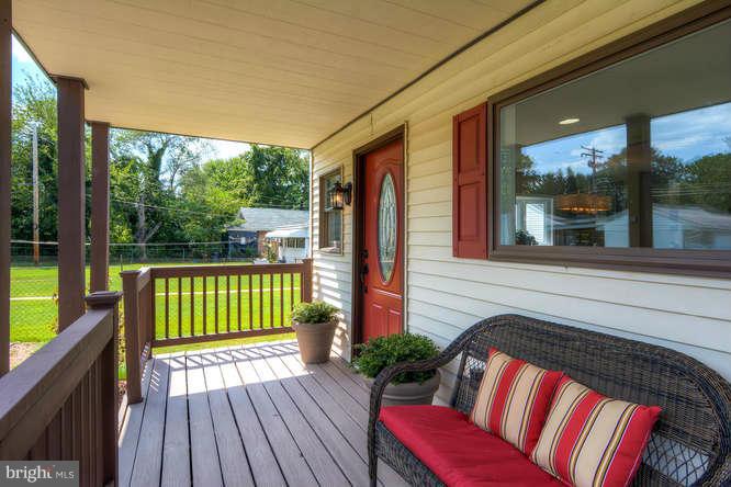 7642 Old Battle Grove Road Baltimore, MD 21222 - Photo 4 of 28 Covered Front Porch