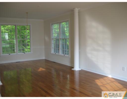 46 Cummings Road Monmouth Junction, NJ 08852 - Photo 5 of 10 Gallery Image 5