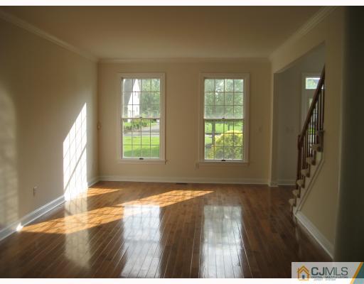 46 Cummings Road Monmouth Junction, NJ 08852 - Photo 6 of 10 Gallery Image 6